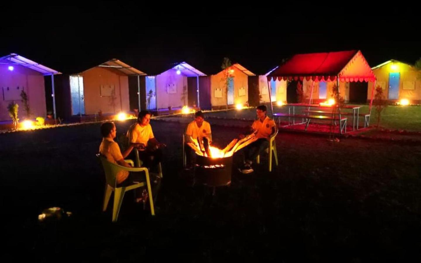 Riverside Glamping By Stayapart X Elephant Brook Bijni Extérieur photo